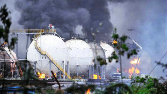 山东日照一液化氢罐泄露燃烧